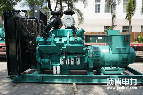 550KW康明斯发电机组